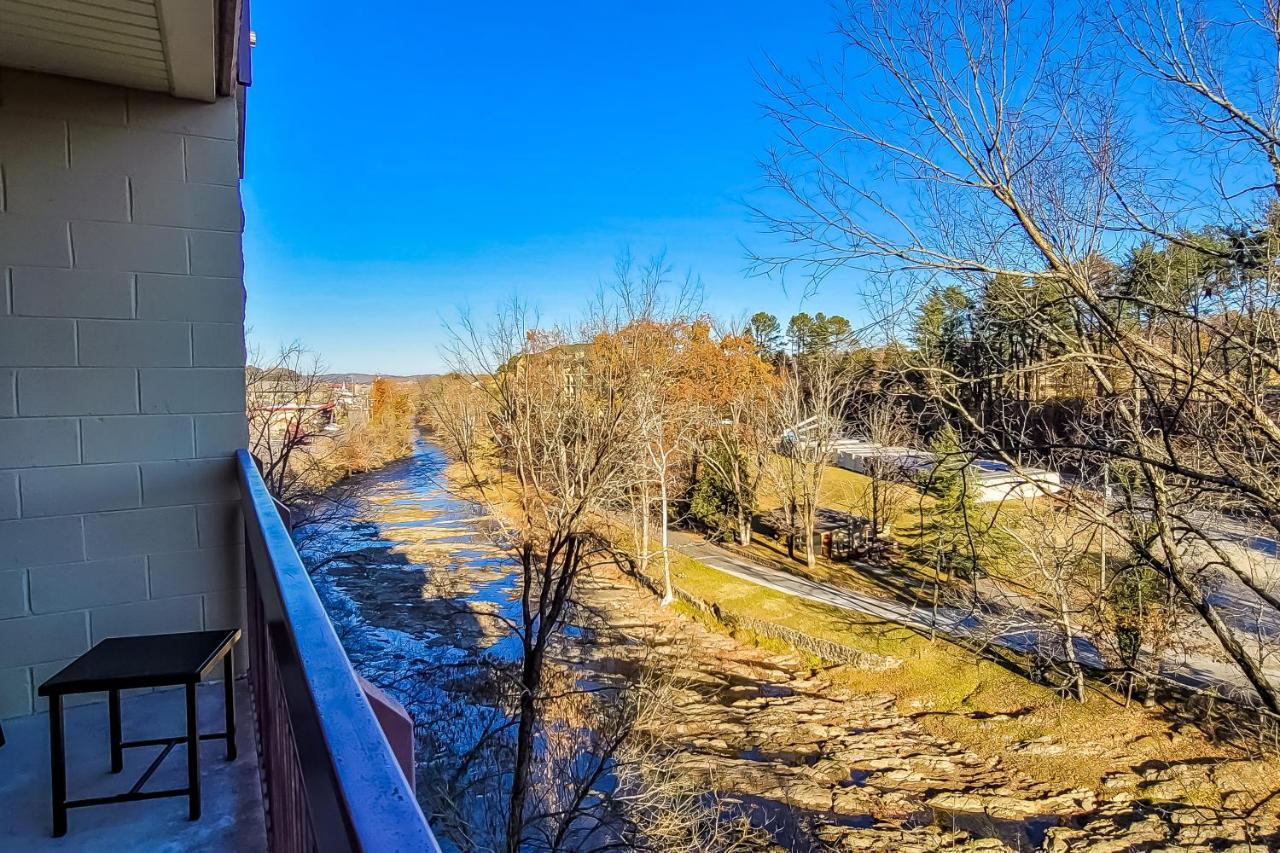 Cedar Pigeon Forge
