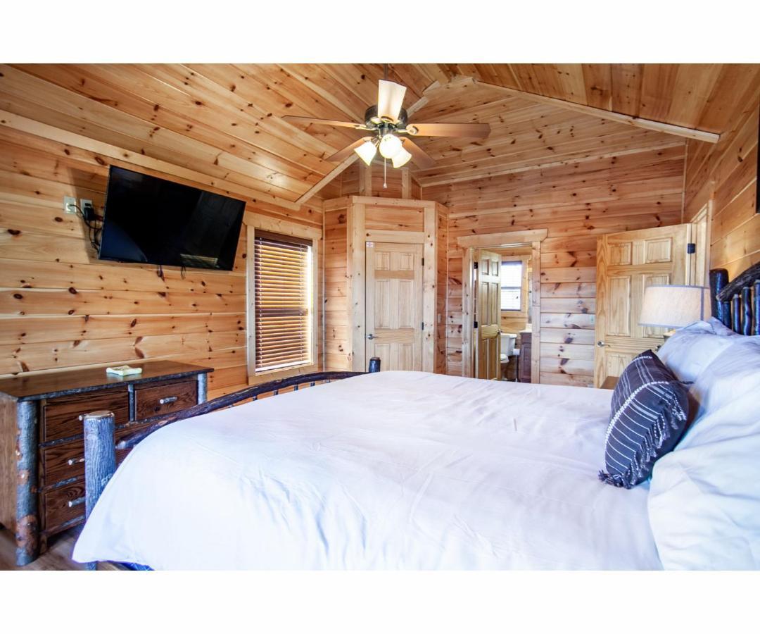 Robins Nest - Wc Accessible, Views, Community Pool *