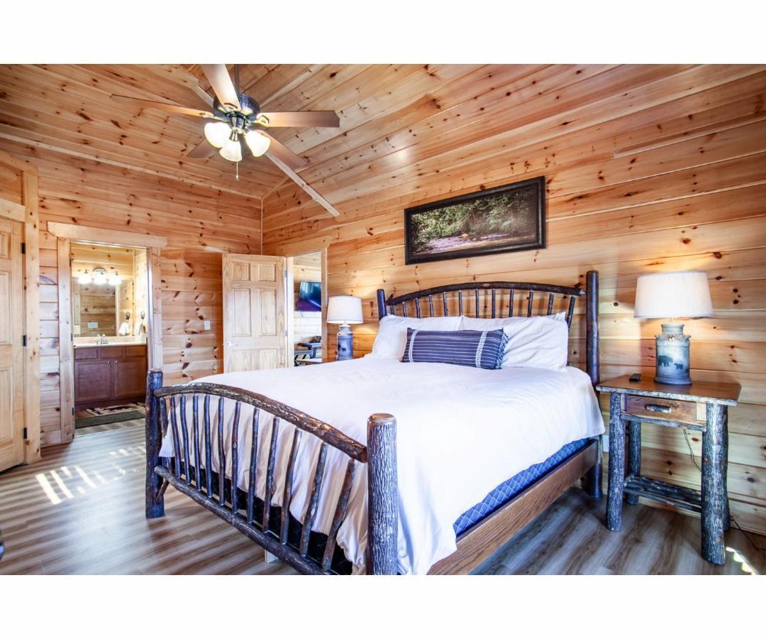 Robins Nest - Wc Accessible, Views, Community Pool * Pigeon Forge