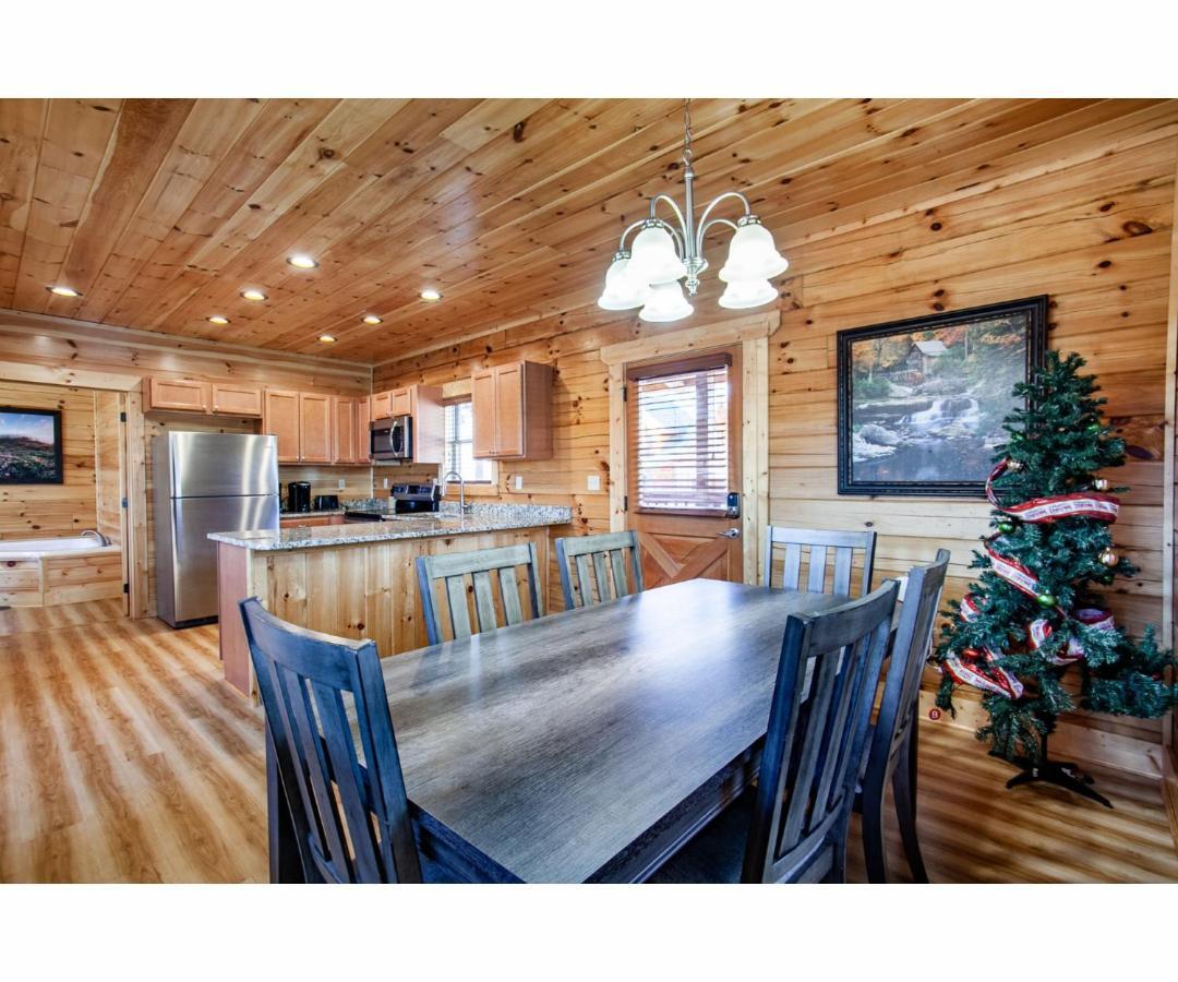 Robins Nest - Wc Accessible, Views, Community Pool