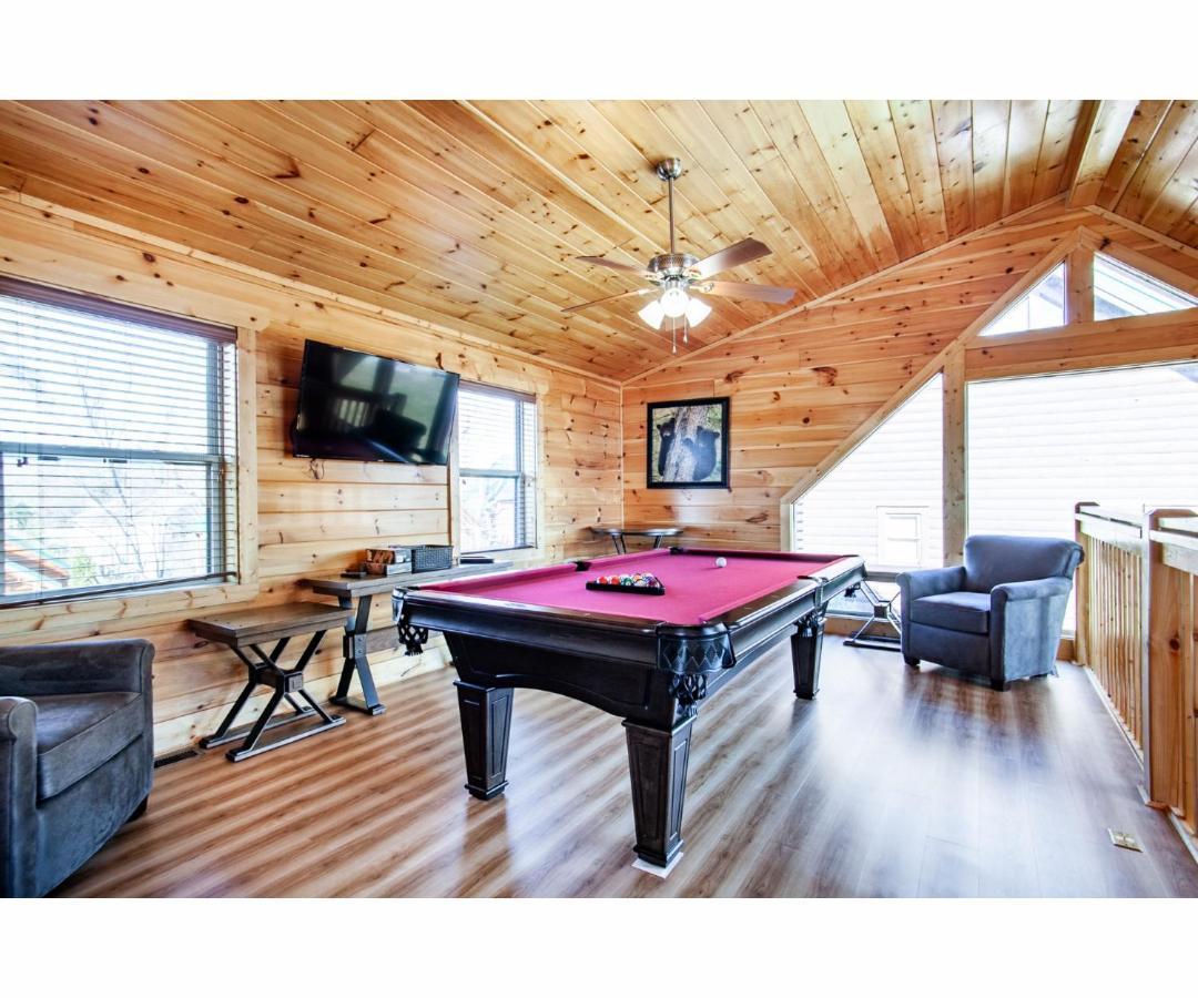 Robins Nest - Wc Accessible, Views, Community Pool * Pigeon Forge