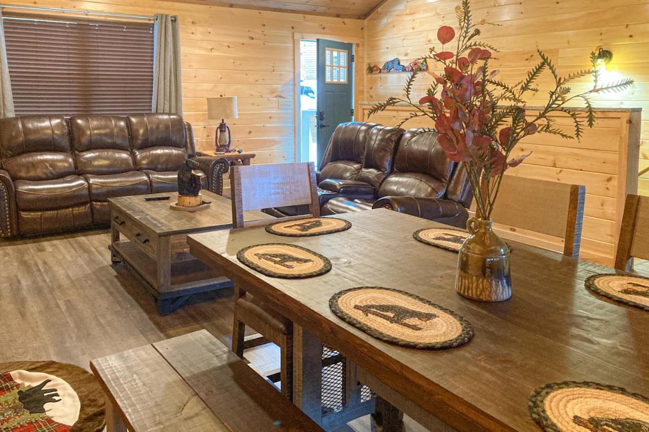The Lazy Bear Holiday home Pigeon Forge