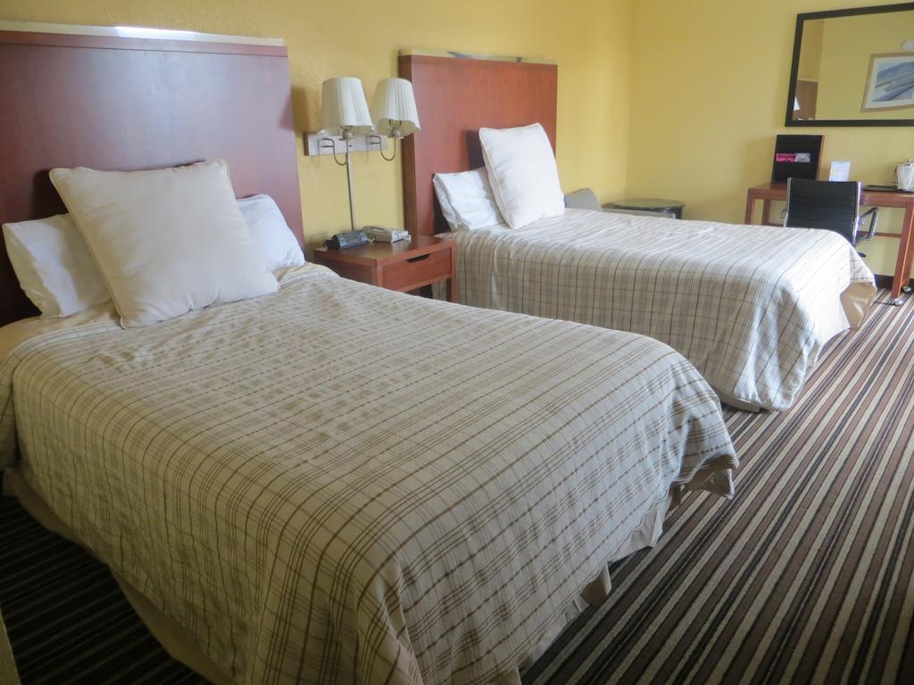 Days South Pigeon Forge