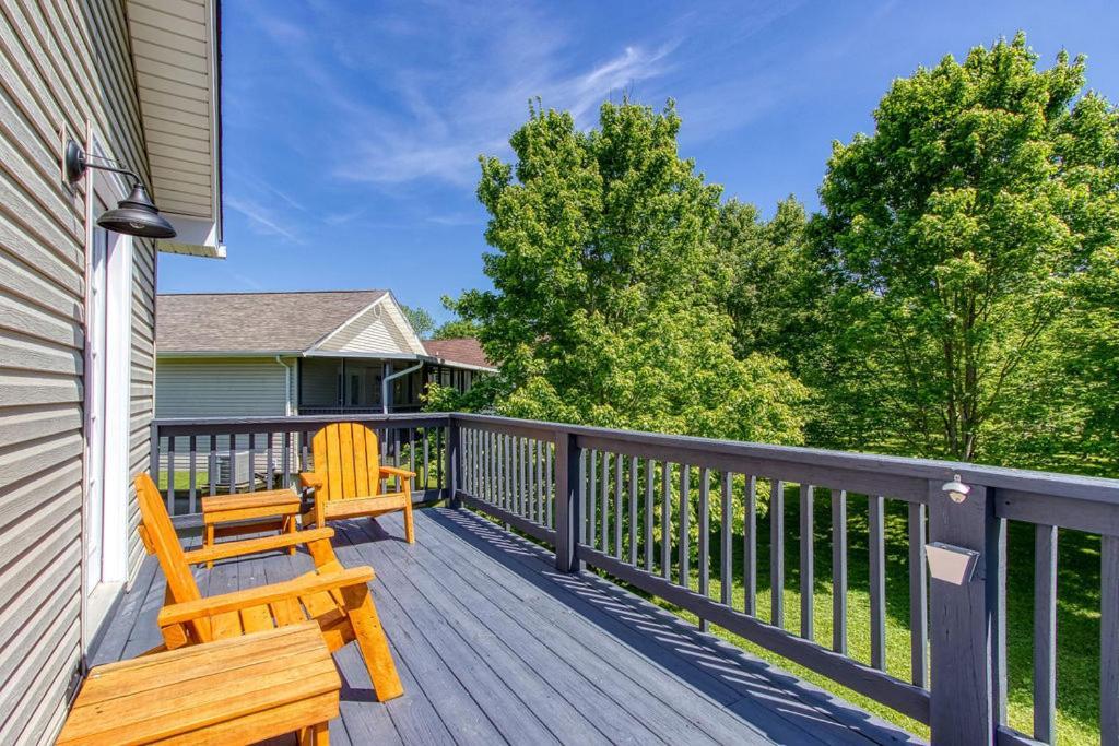 The Mason Jar, Hot Tub, Wifi, 1089 Free Tickets Each Paid Day, Dollywood And More! Chalet