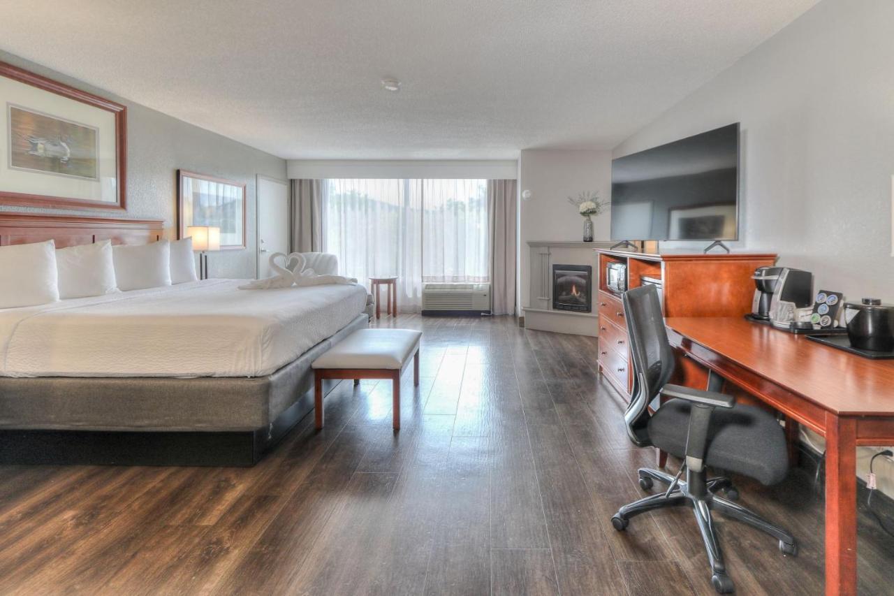 The Ramsey And Convention Center 4*
