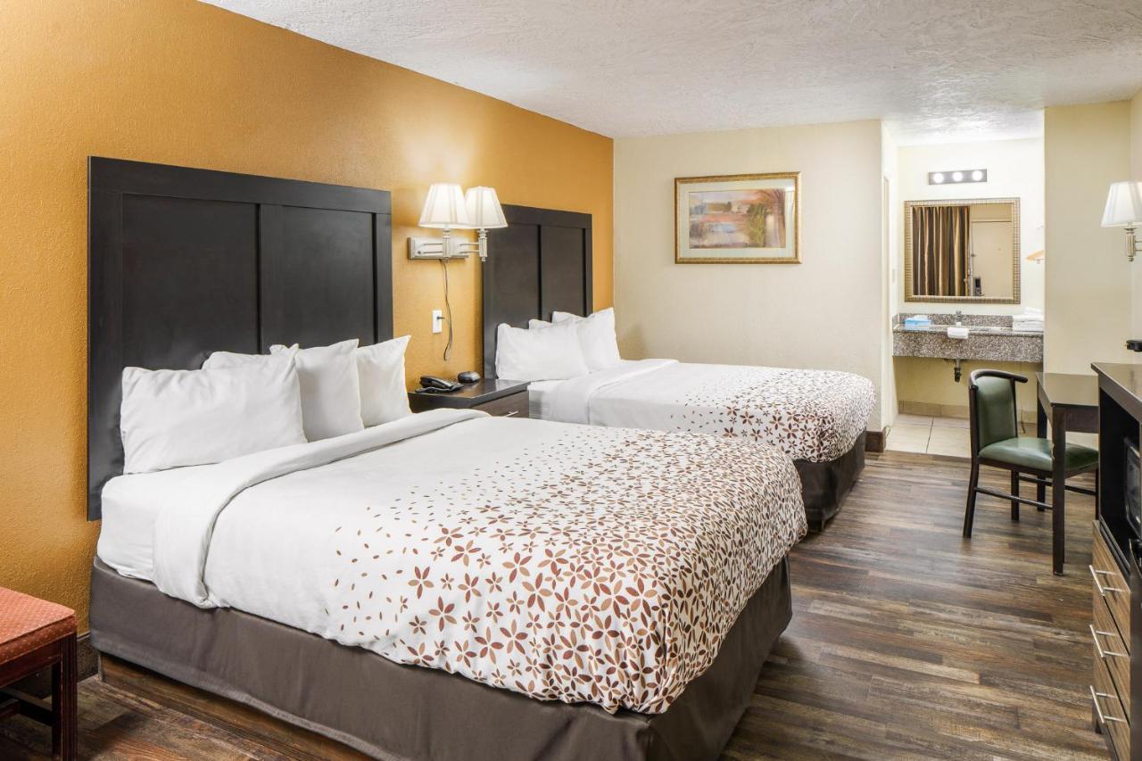 Americana A Travelodge By Wyndham Pigeon Forge