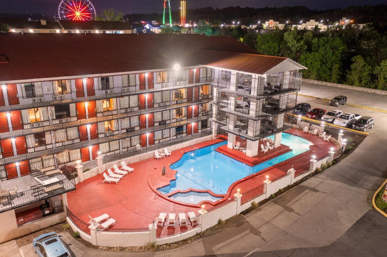 Americana A Travelodge By Wyndham Motel 2*