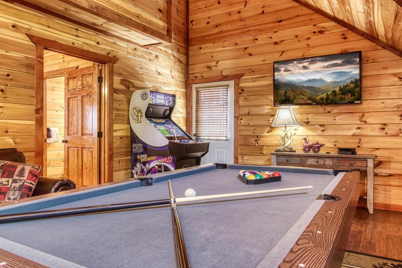Mountain Splash, Private Pool, Theater Room, 1089 Free Tickets Each Paid Day, Dollywood And *