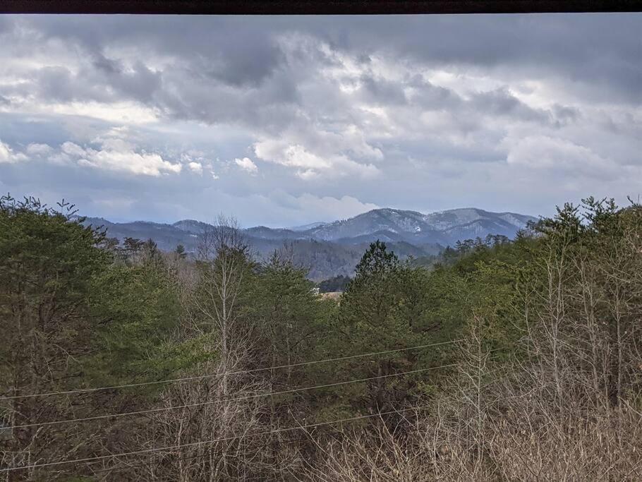 Holiday home Smoky Mountain Splendor Two Third Acre 2 King Master *