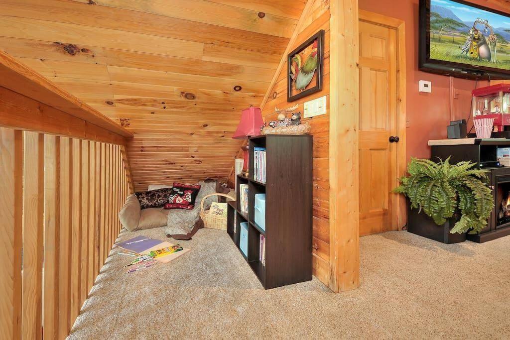 Holiday home Smoky Mountain Splendor Two Third Acre 2 King Master