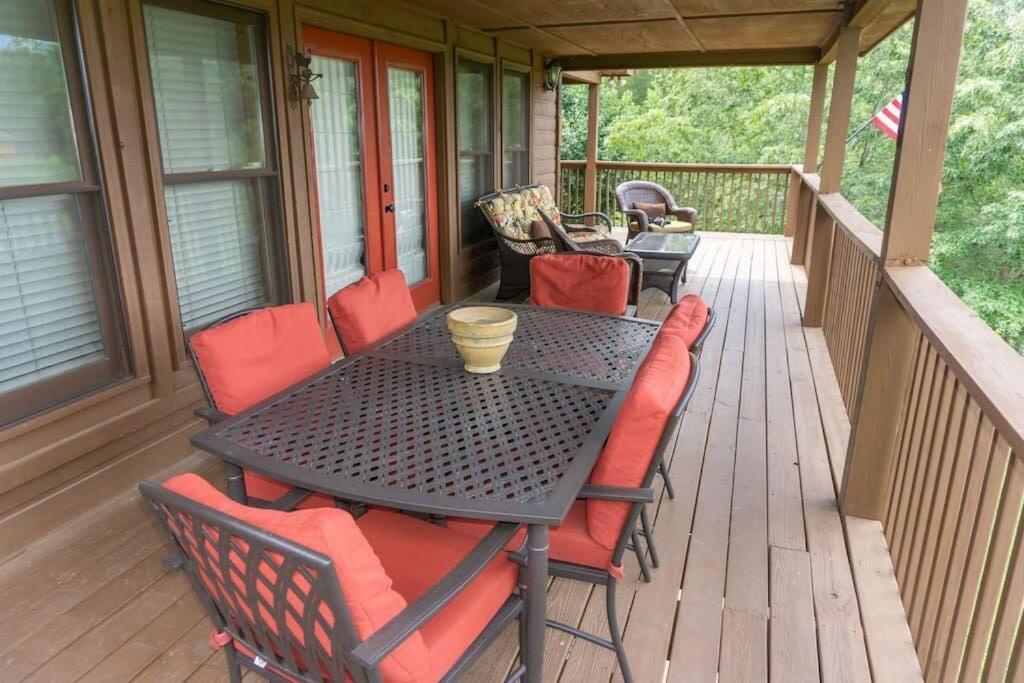Holiday home Smoky Mountain Splendor Two Third Acre 2 King Master *