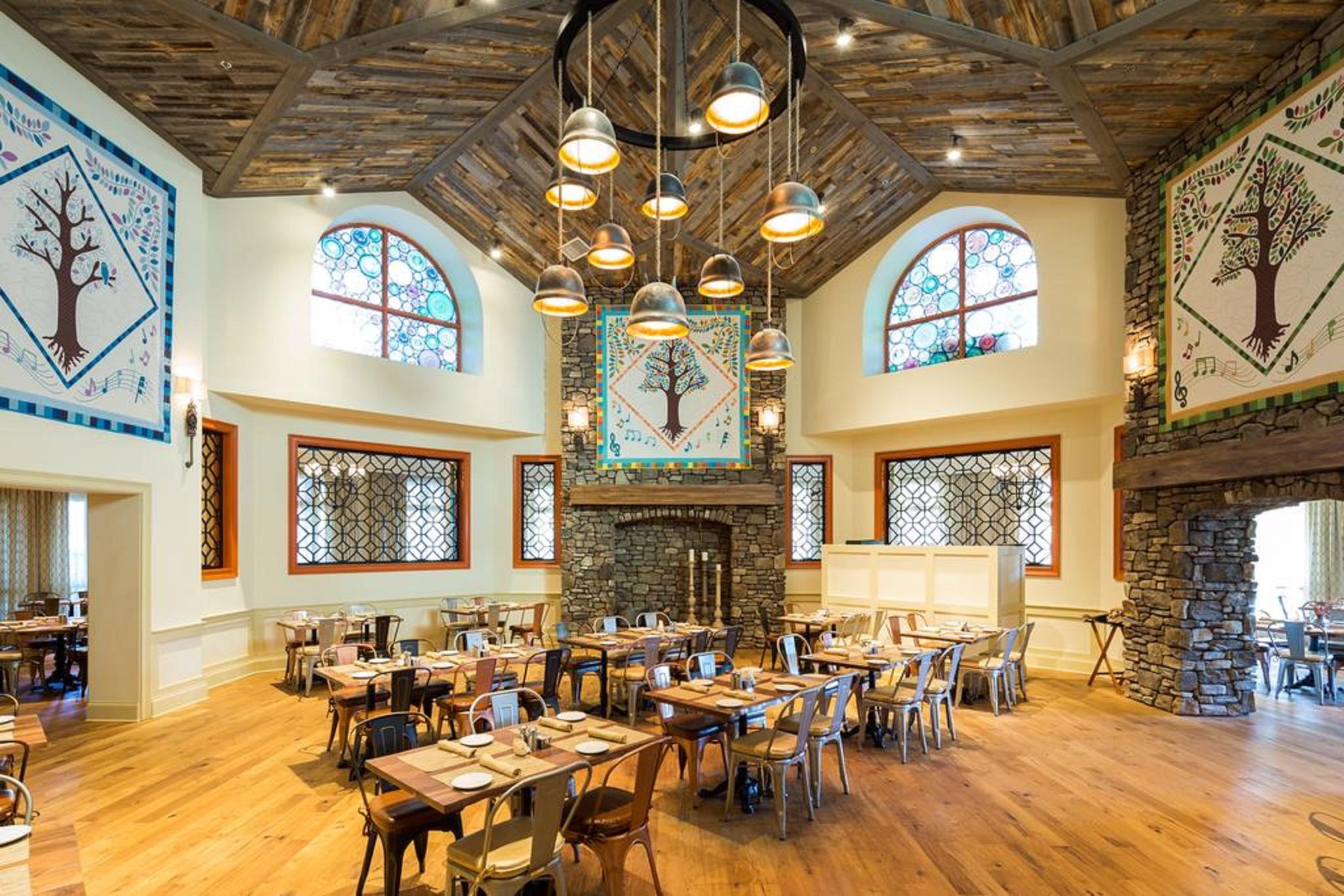 Dollywood's Dreammore And Resort