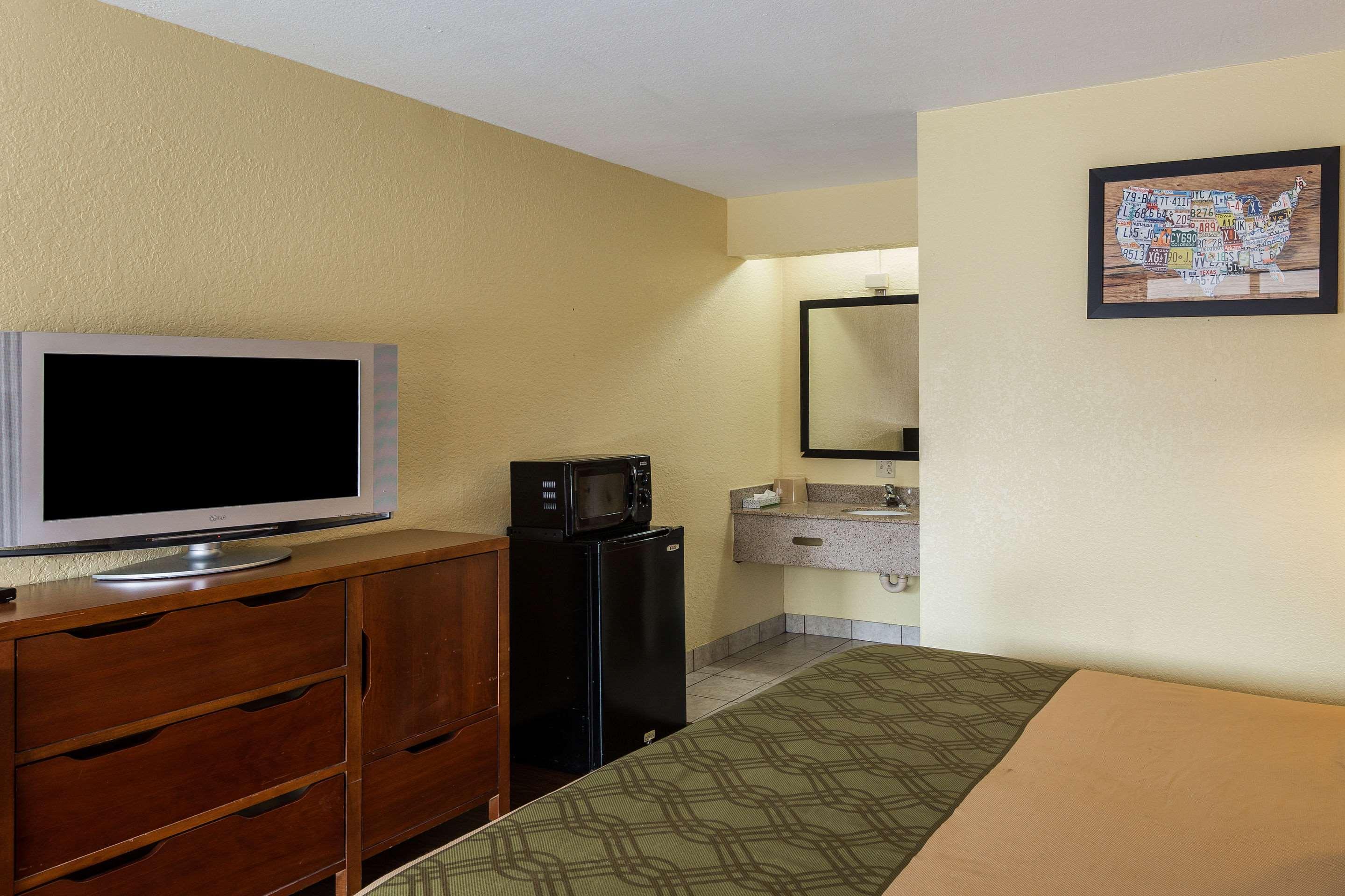 Hotel Econo