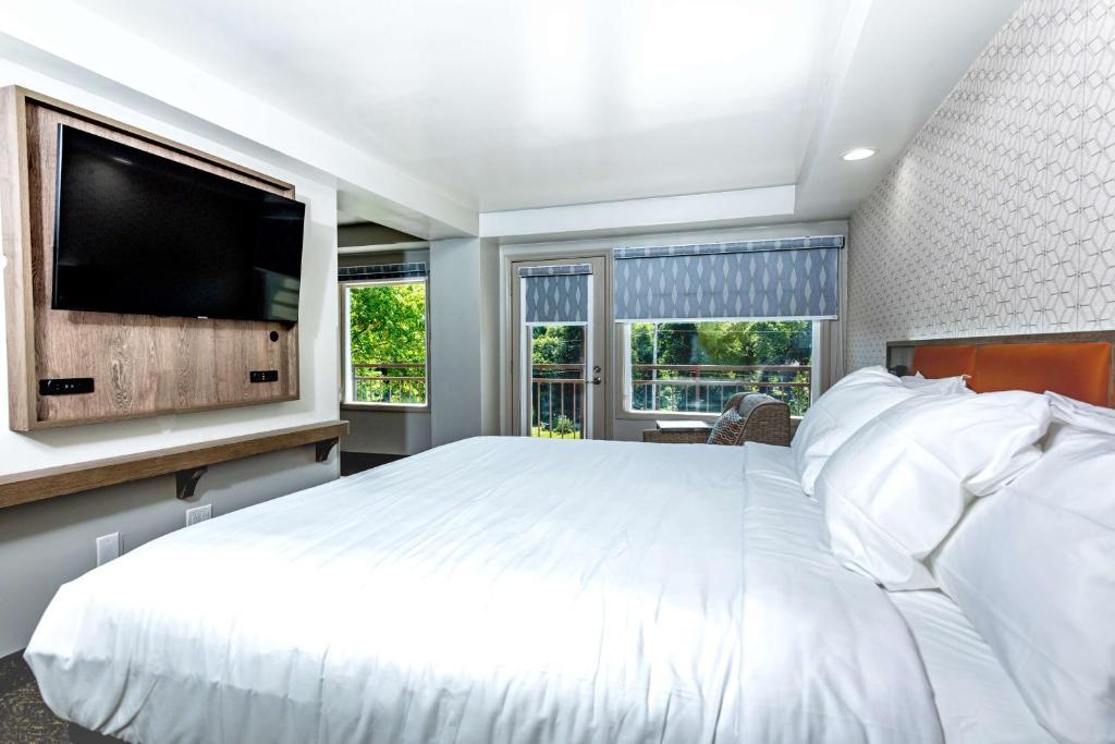 Western Apple Valley Hotel