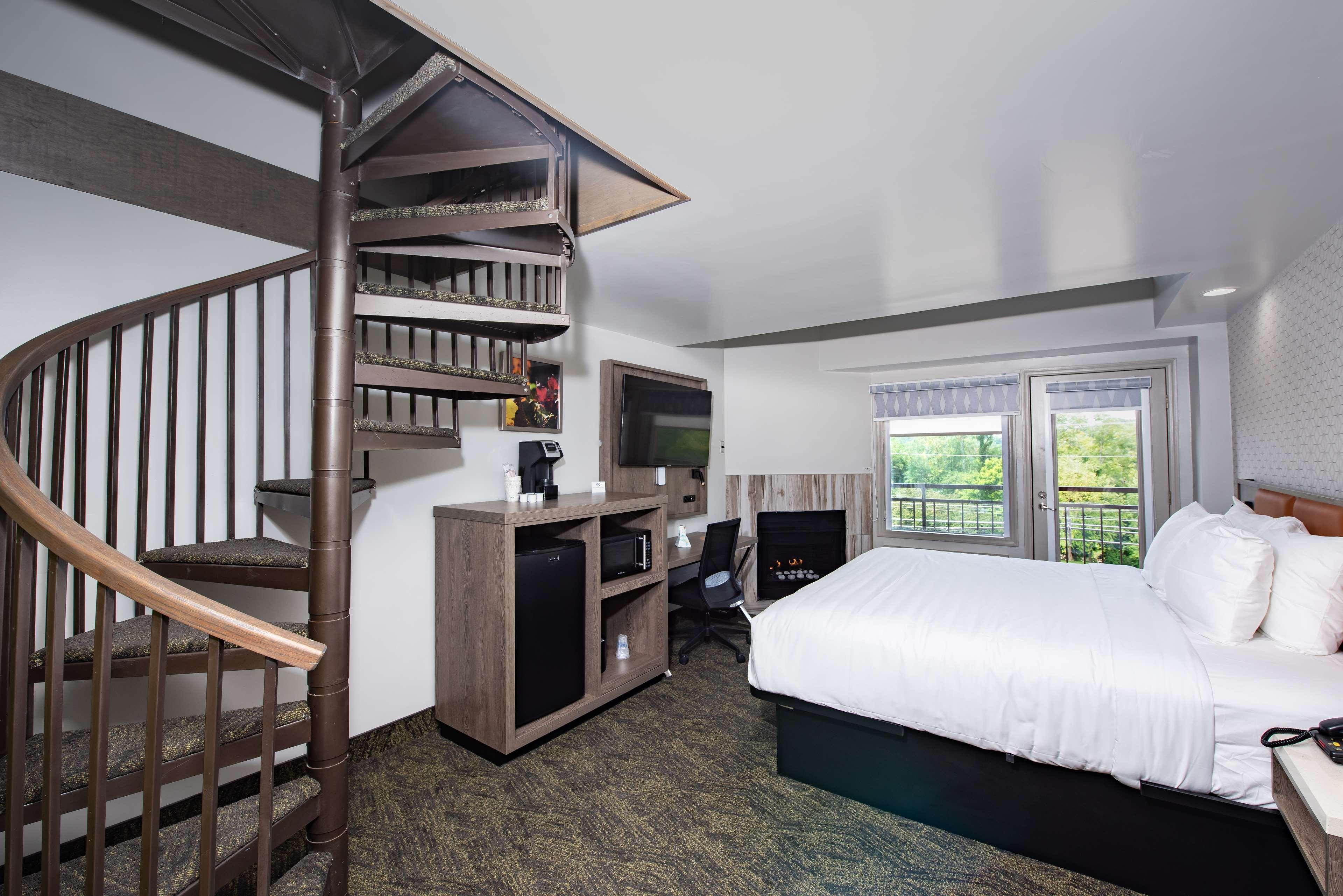 Western Apple Valley 3* Pigeon Forge