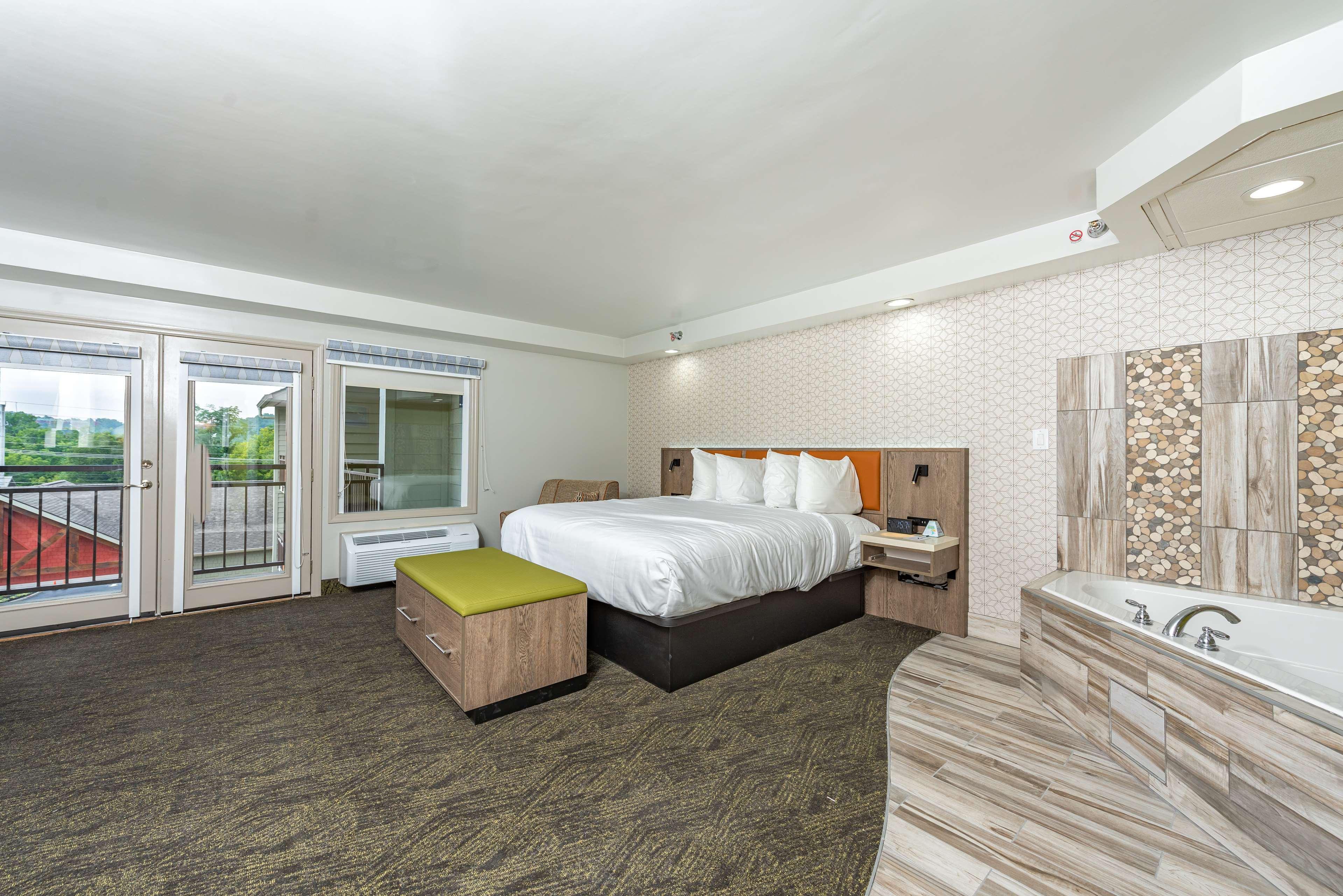 Western Apple Valley Hotel