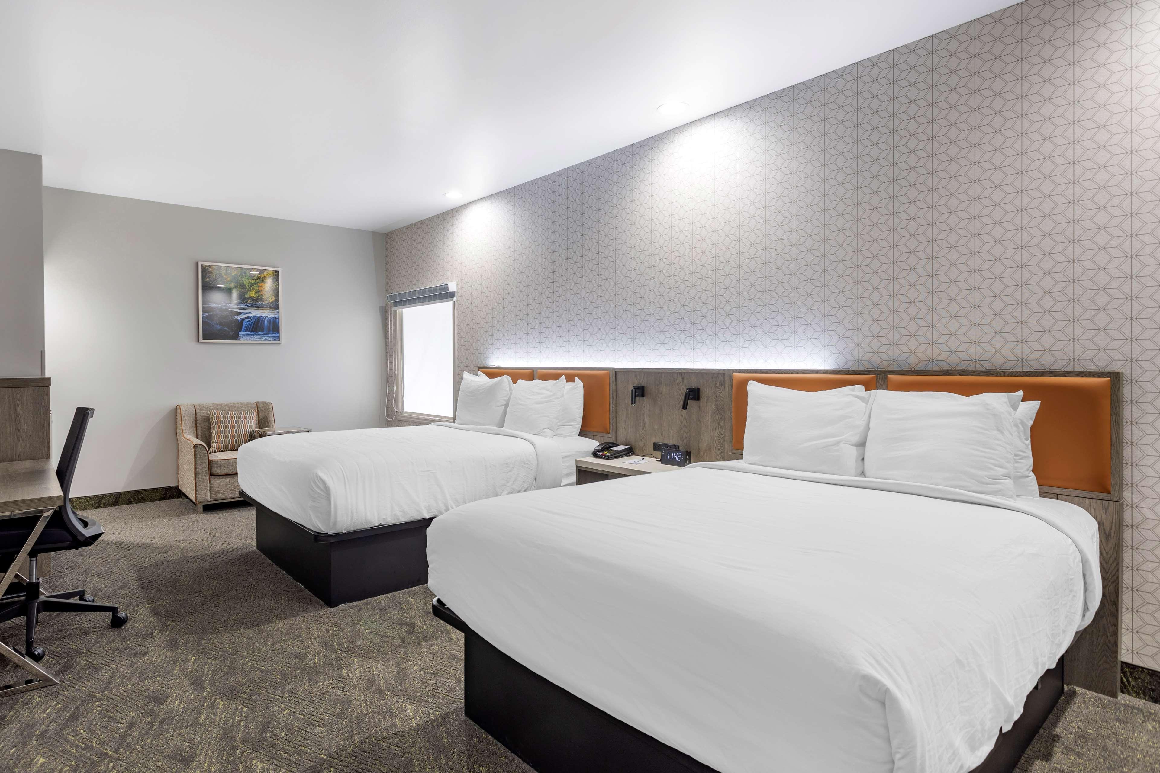 Western Apple Valley 3* Pigeon Forge