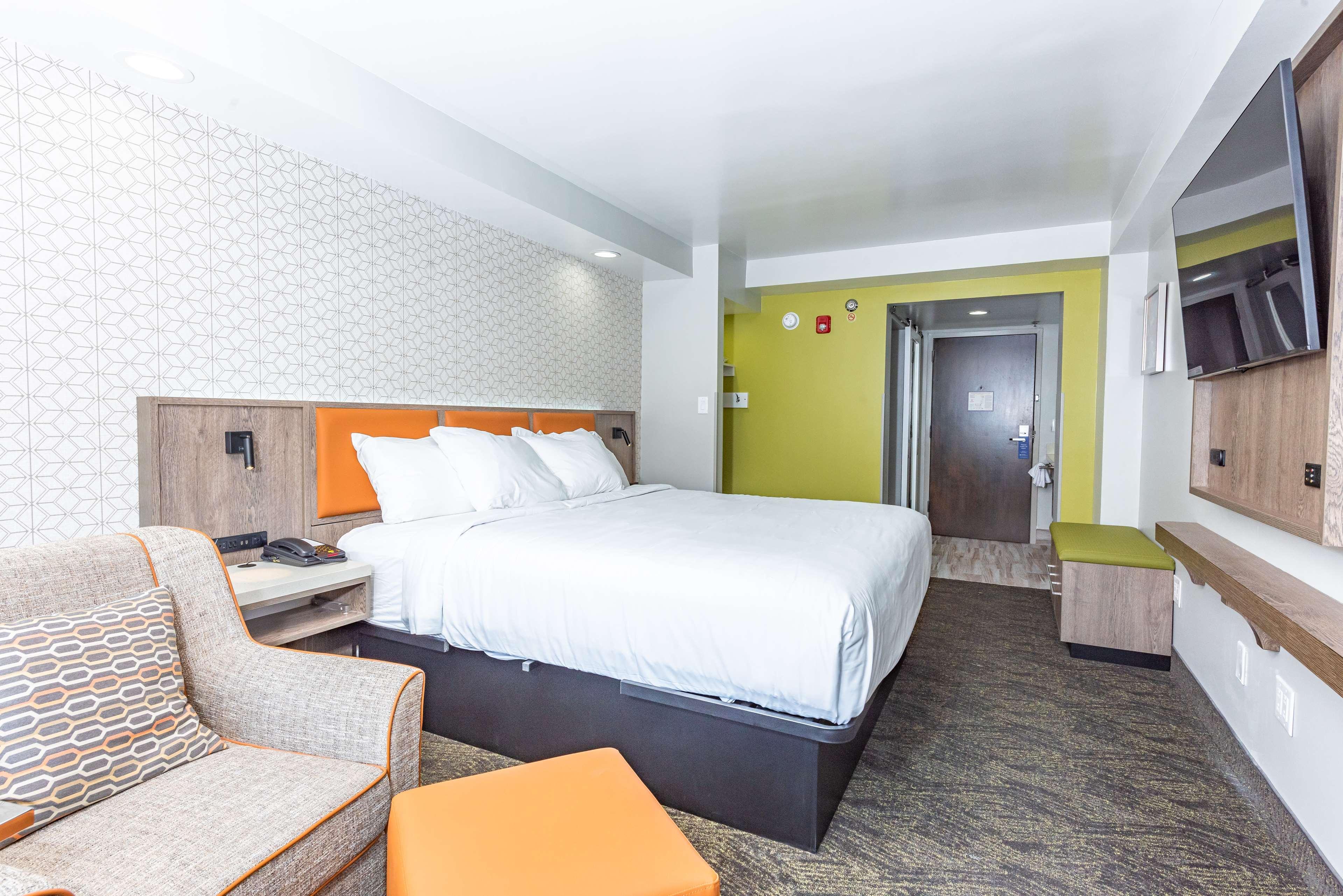 Western Apple Valley 3* Pigeon Forge