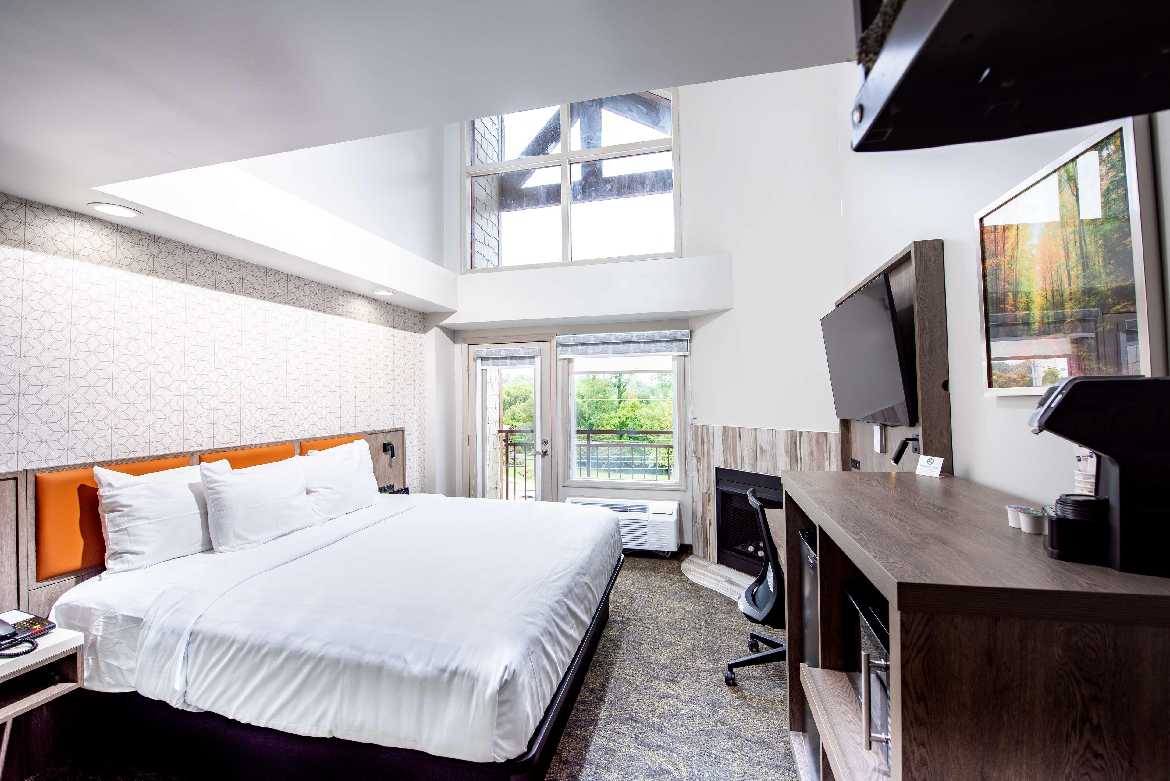 Hotel Western Apple Valley 3*