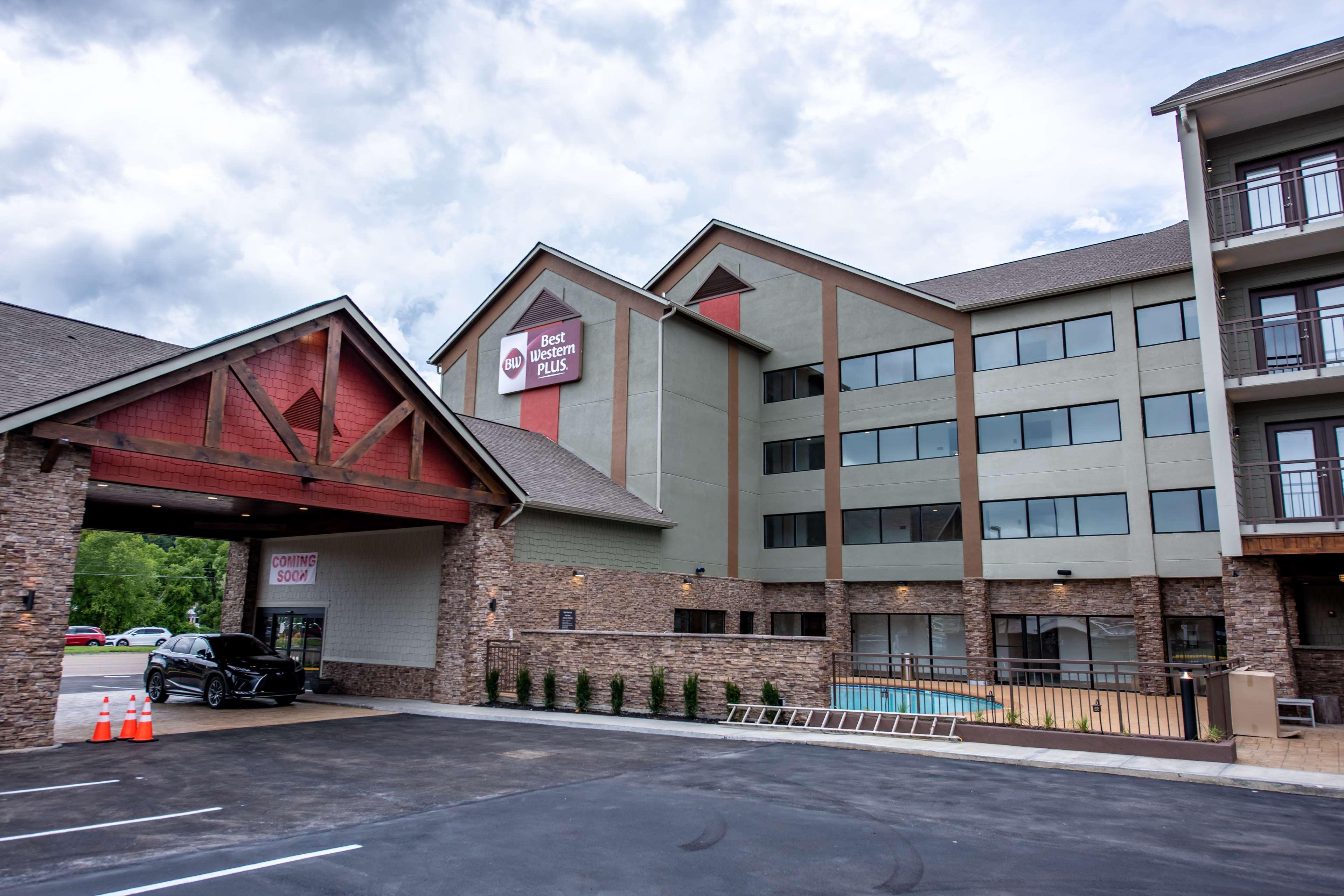 Western Apple Valley Hotel