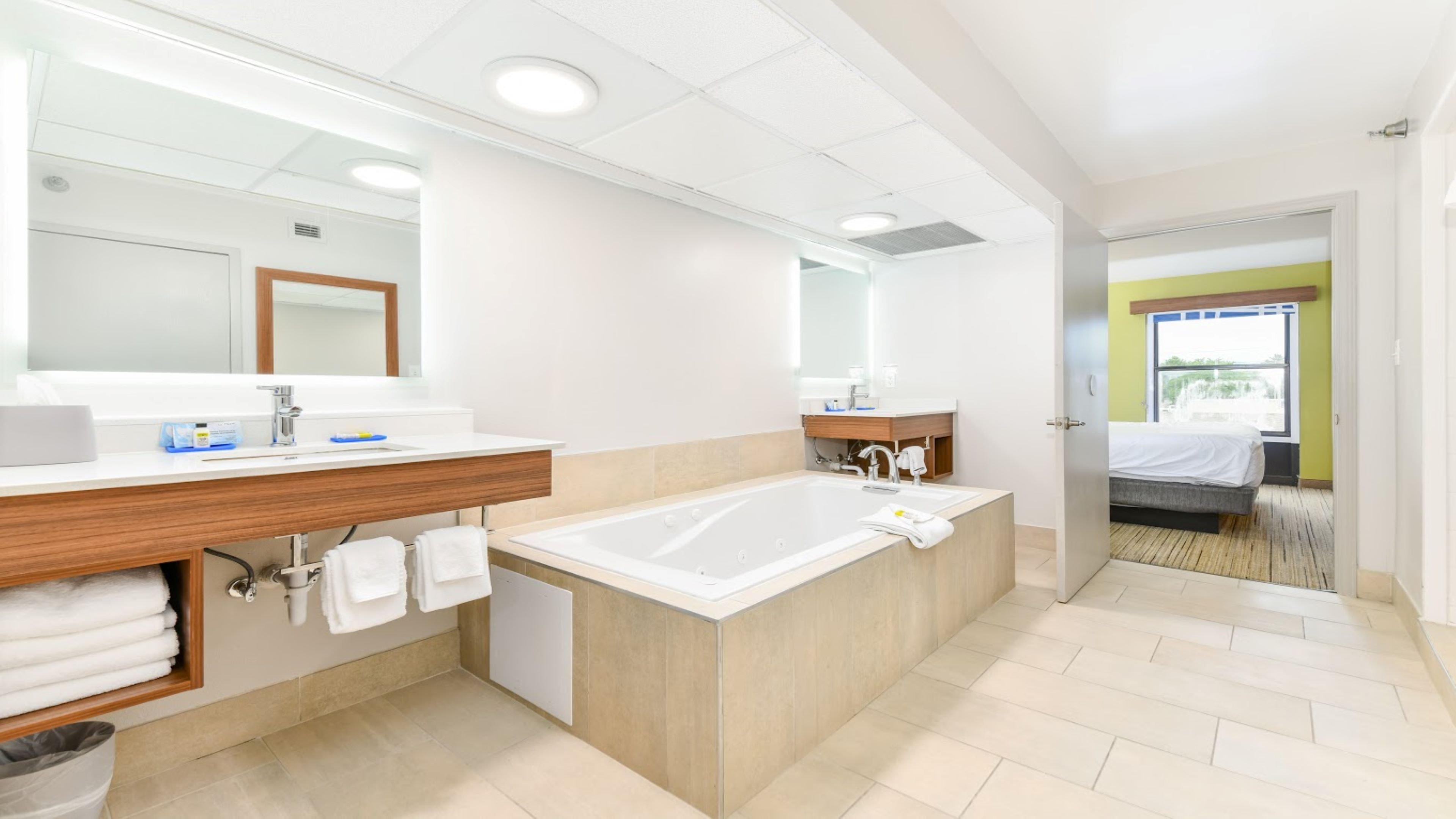 Express & By Ihg 3* Pigeon Forge