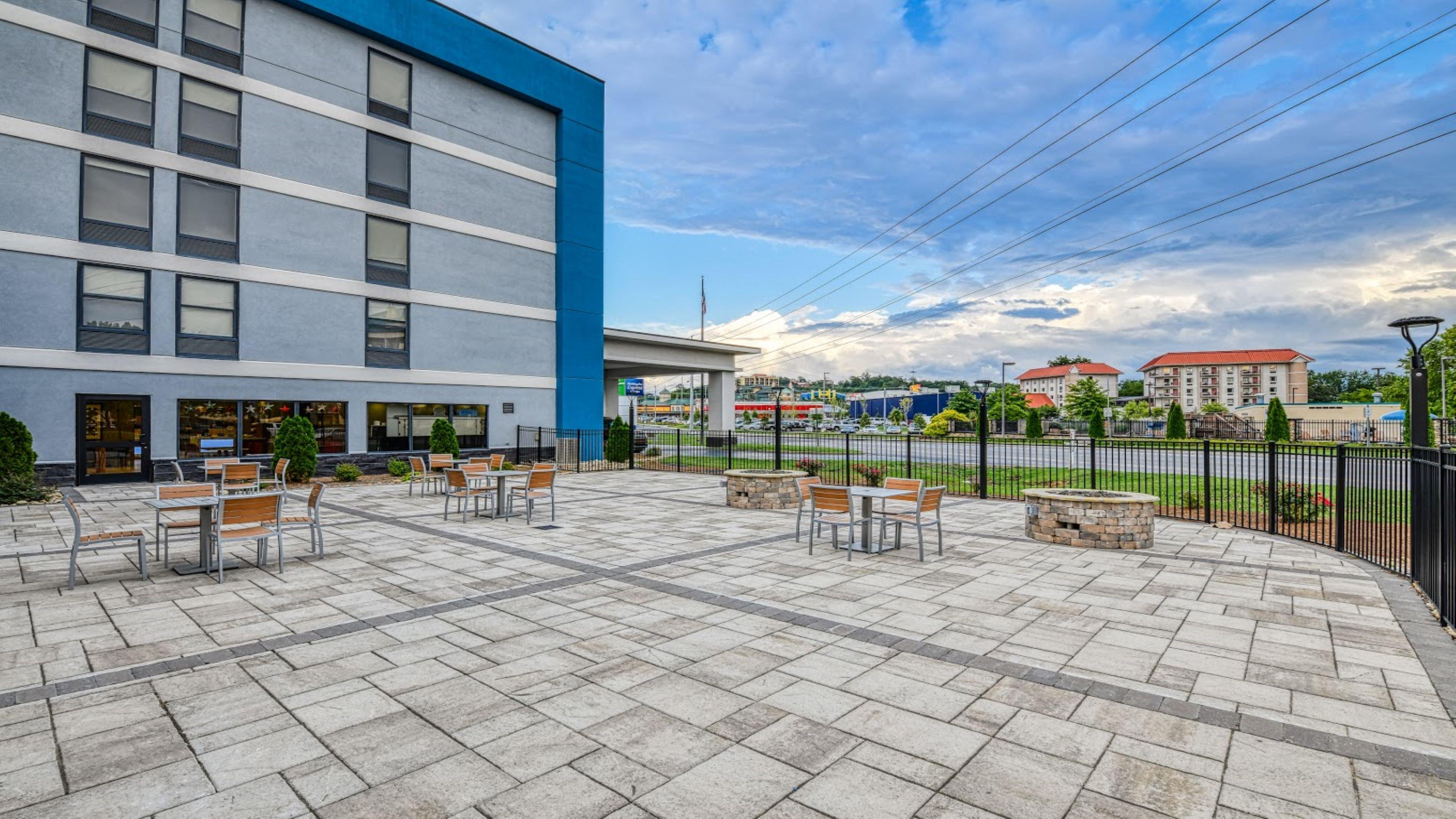 Resort Express & By Ihg Pigeon Forge