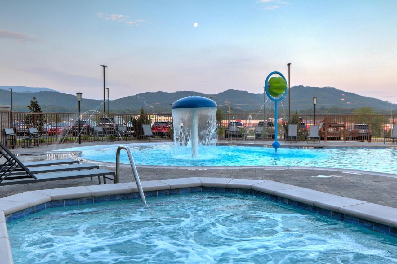 Hotel By Marriott Pigeon Forge