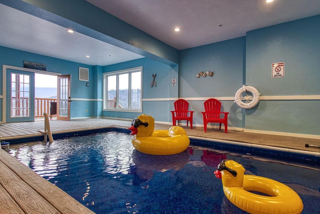 Holiday home Mountain Splash, Private Pool, Theater Room, 1089 Free Tickets Each Paid Day, Dollywood And Pigeon Forge