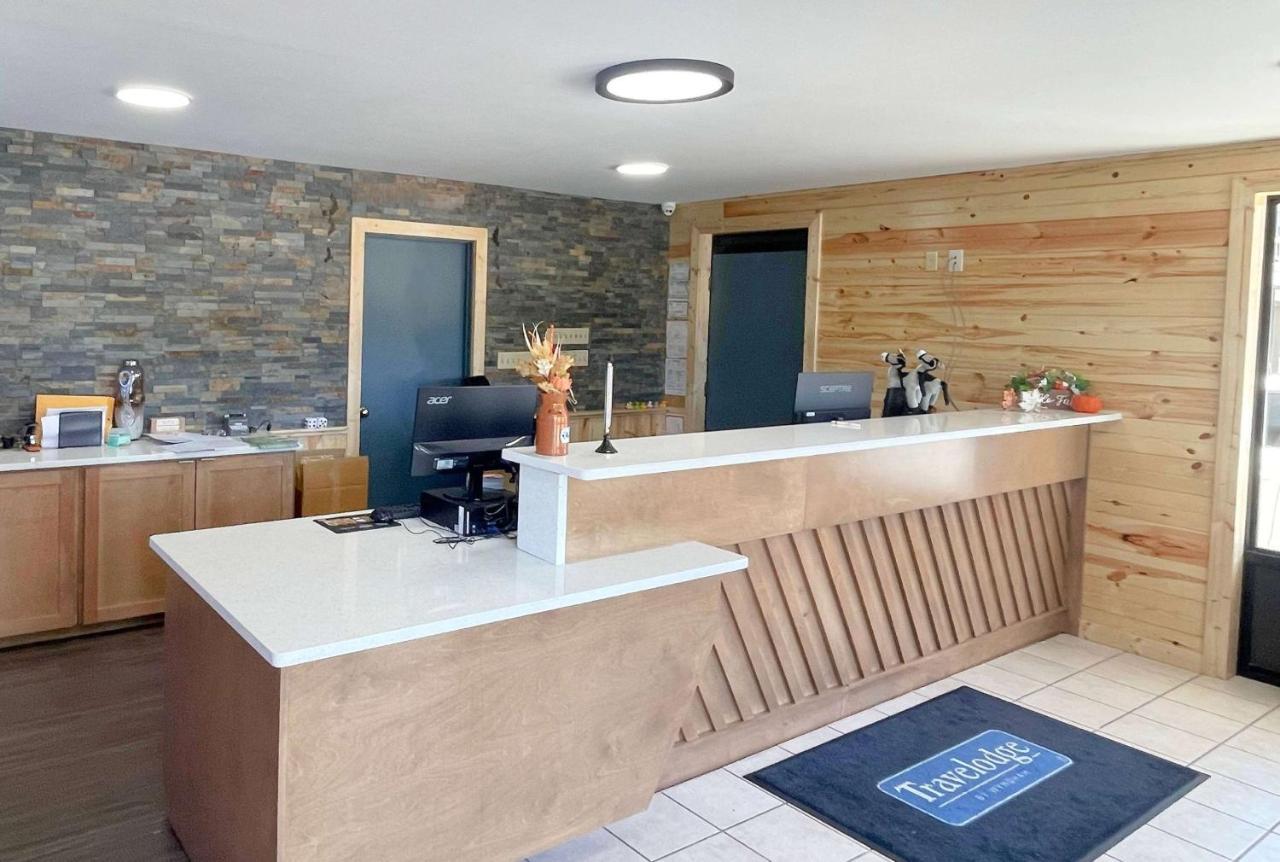Travelodge By Wyndham Dollywood Lane 2*