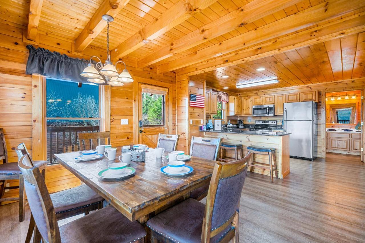 Holiday home A Higher Calling, 1089 Of Free Area Attraction Tickets For Each Paid Day, Dollywood And More! *