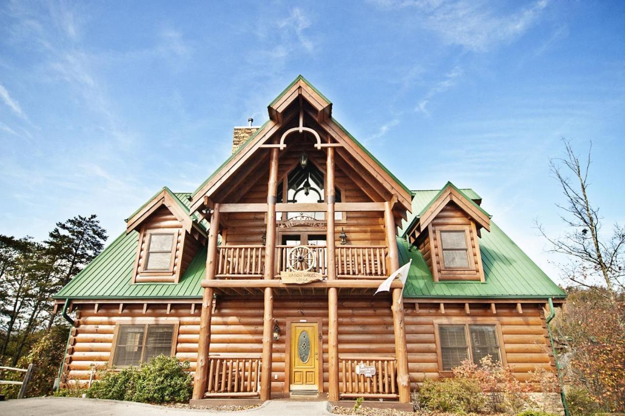 Ern854 - Wagon Wheel - Great Location! Close To The Action! * Pigeon Forge