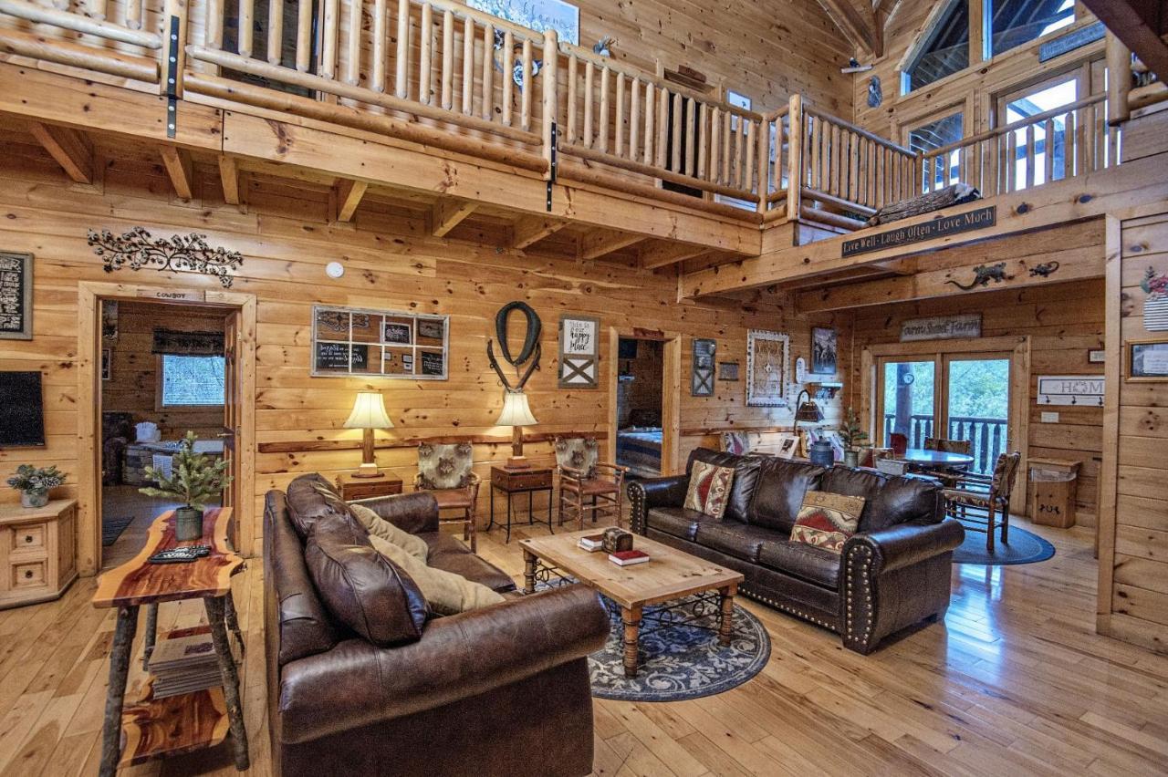 Ern854 - Wagon Wheel - Great Location! Close To The Action! Holiday home Pigeon Forge