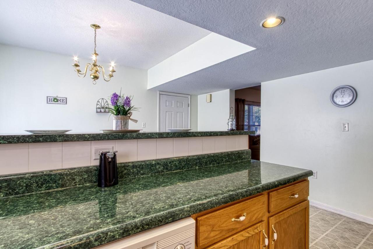 Colonial Crest 110 - Great Location! - Walk To Town! * Pigeon Forge
