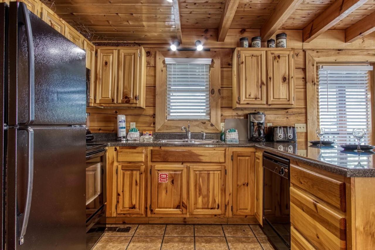 Ern864 - The Cedars - Great Location! Close To The Action! Pigeon Forge