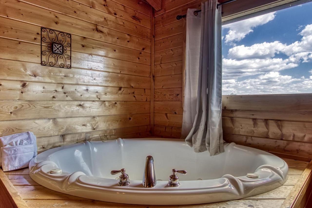 Ern864 - The Cedars - Great Location! Close To The Action! * Pigeon Forge