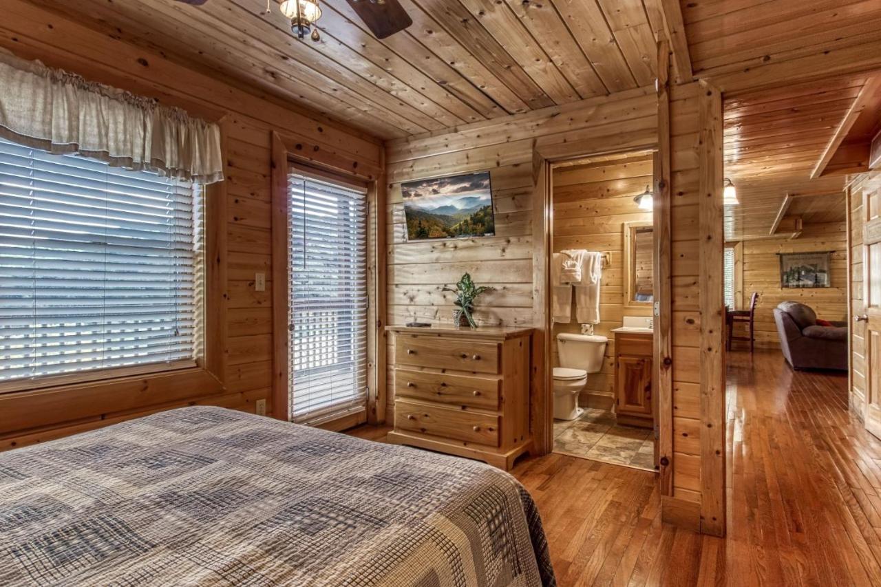 Holiday home Ern864 - The Cedars - Great Location! Close To The Action! Pigeon Forge