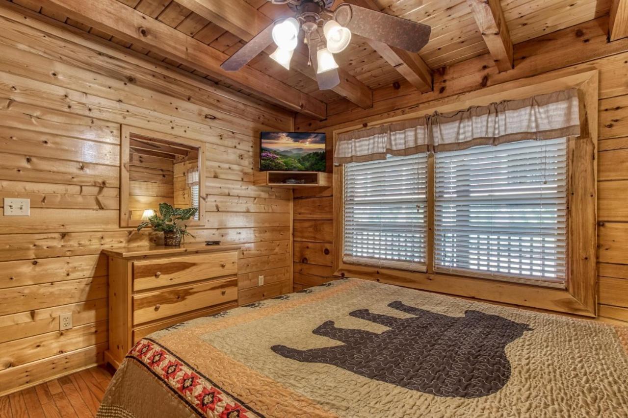 Ern864 - The Cedars - Great Location! Close To The Action! Holiday home Pigeon Forge