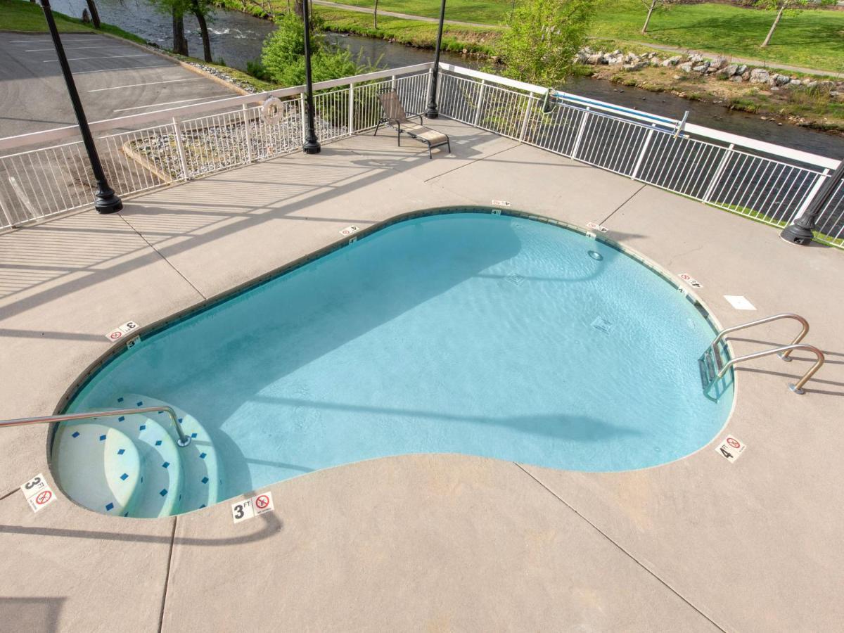 River Breeze Bear Crossing 304 Apartment Pigeon Forge