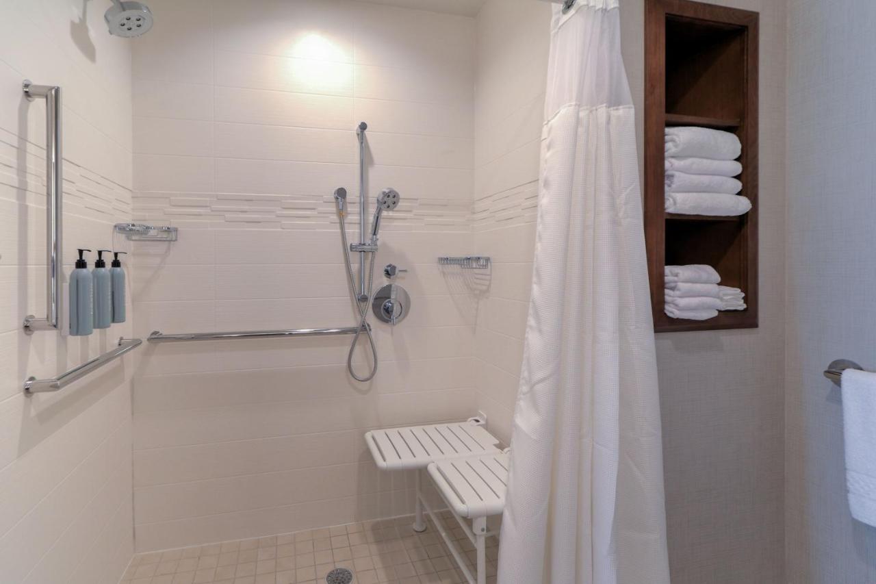 Hotel By Marriott Pigeon Forge
