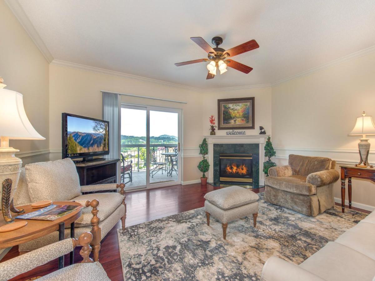 Whispering Pines 113 *