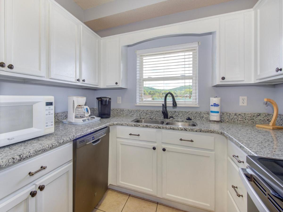 Apartment River Breeze Bear Crossing 304 Pigeon Forge