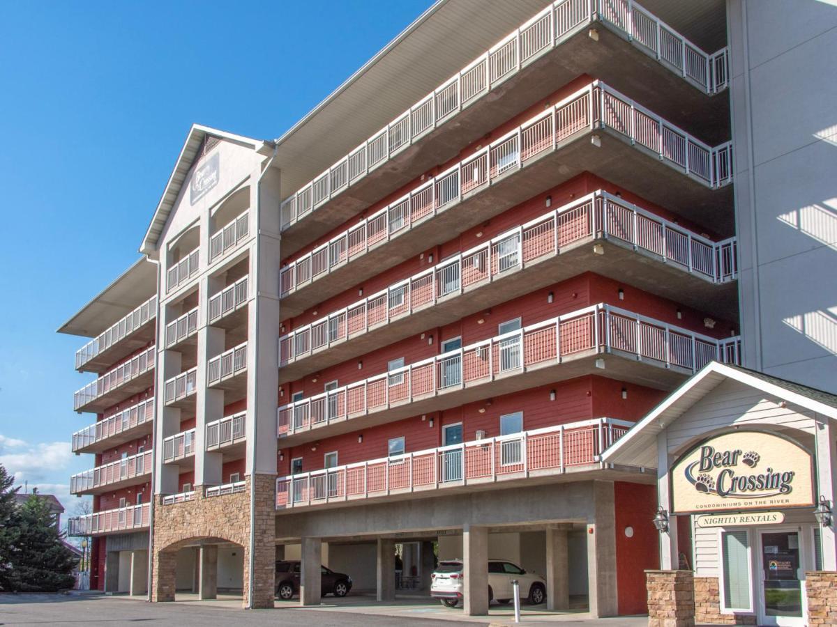 River Breeze Bear Crossing 304 Pigeon Forge