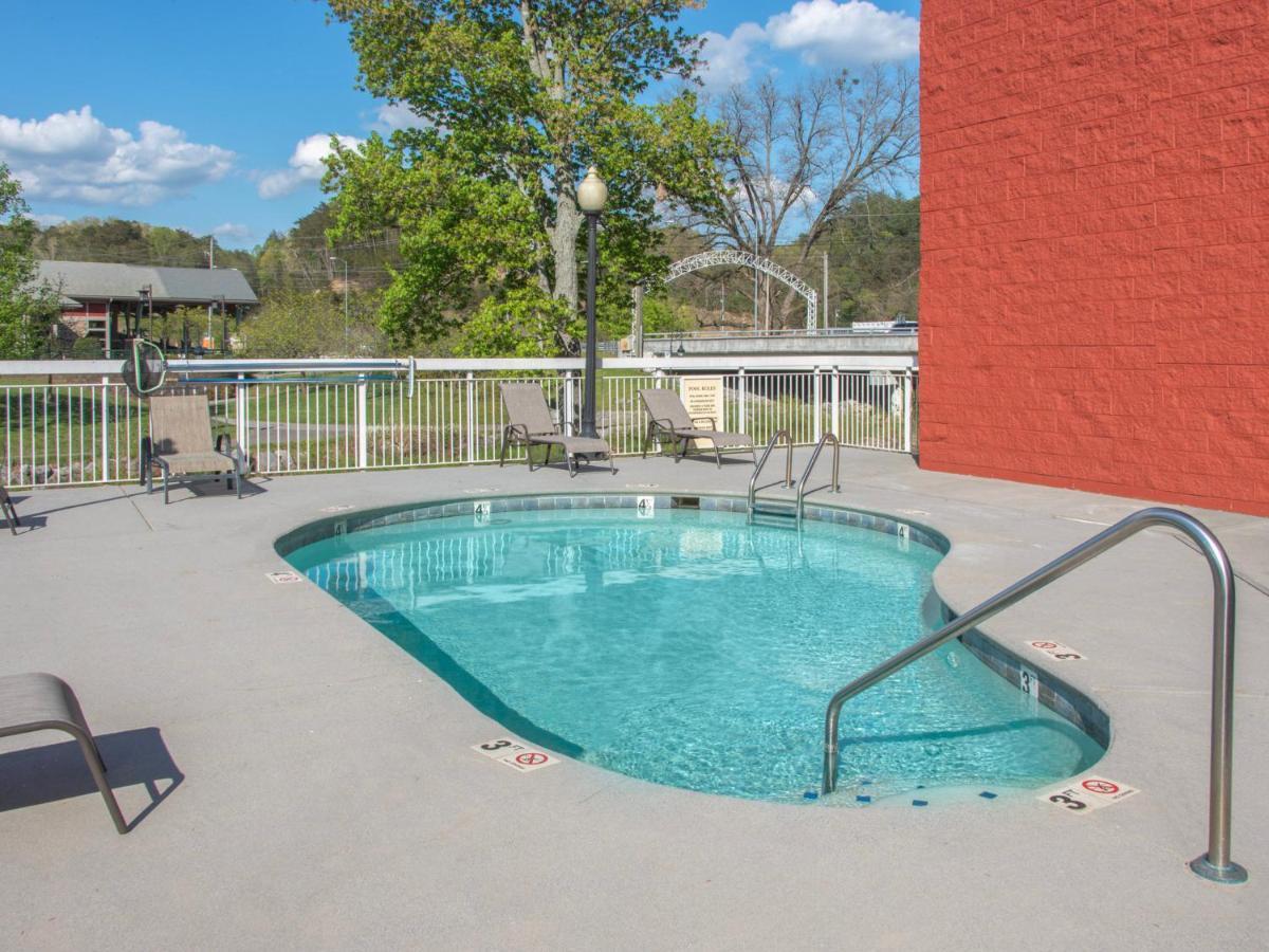 Apartment River Breeze Bear Crossing 304