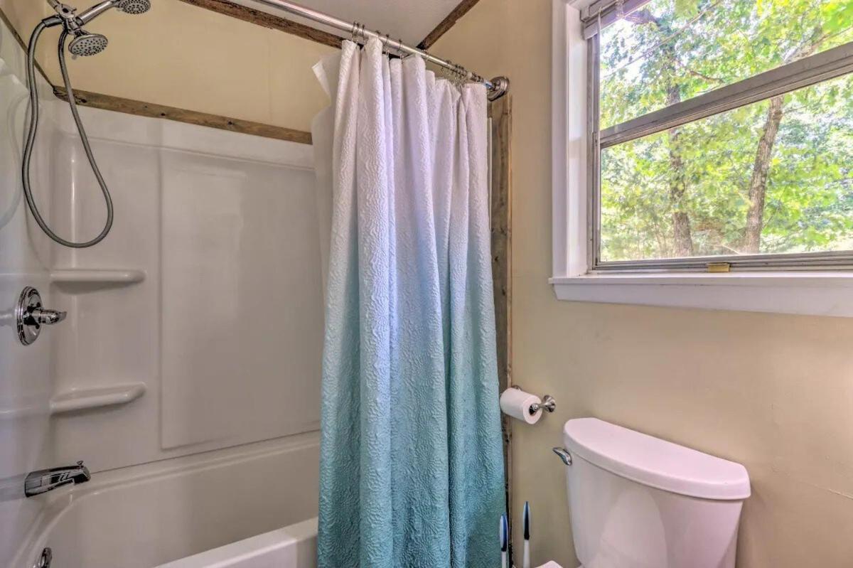 Pet Friendly Super Cozy Mtn Retreat Wfirepit Pigeon Forge