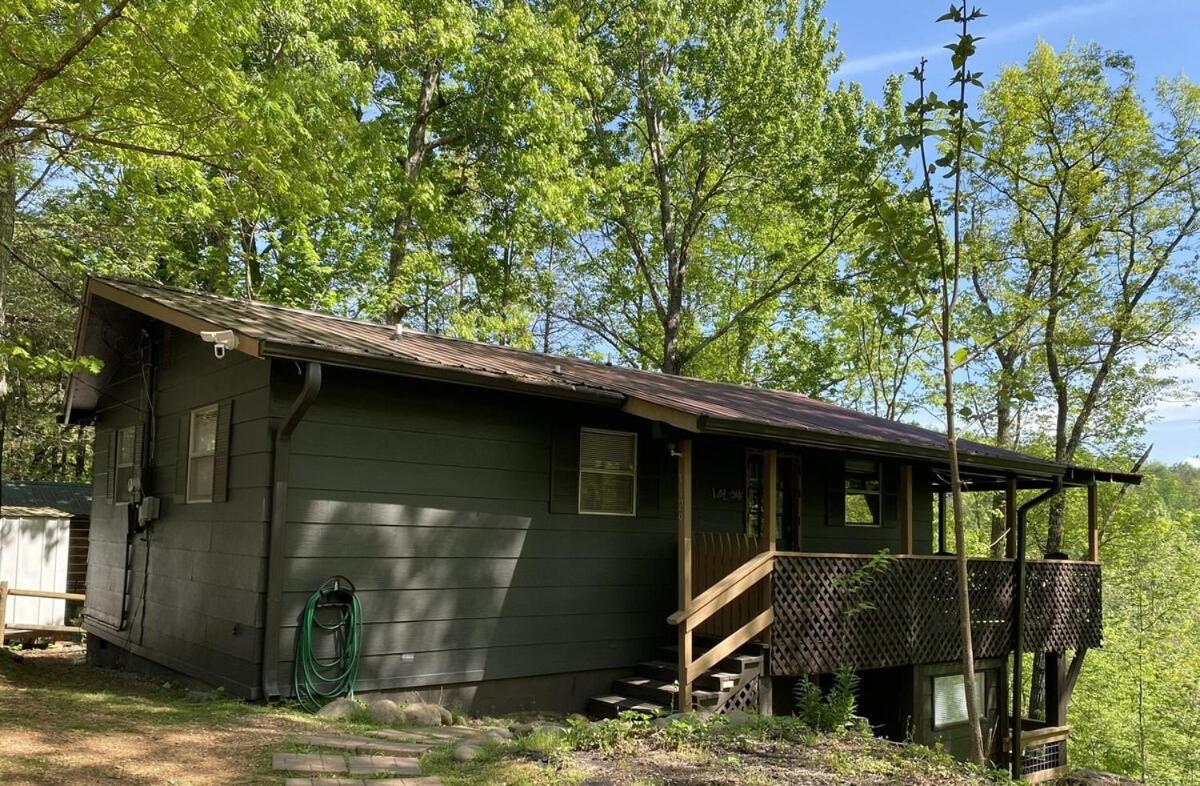 Pet Friendly Super Cozy Mtn Retreat Wfirepit Holiday home
