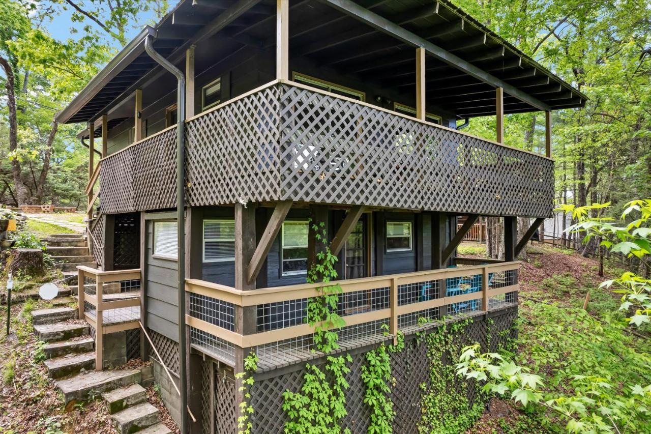 Pet Friendly Super Cozy Mtn Retreat Wfirepit *