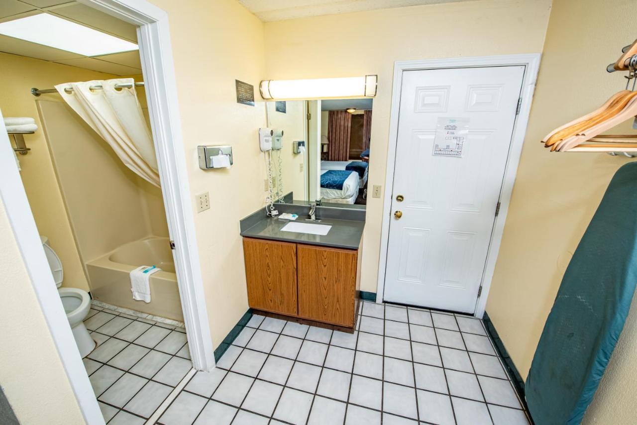 River Place Motel 3*