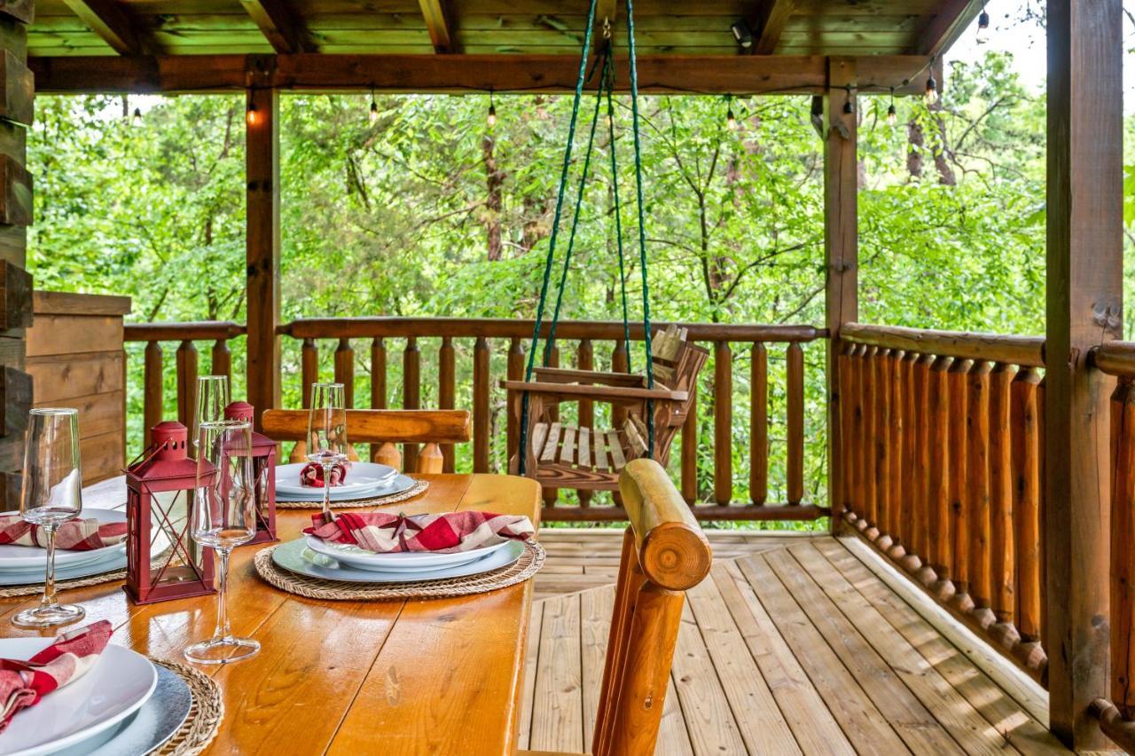 Chalet Charming Cabin W/ Hot Tub, Game Room, Location Pigeon Forge