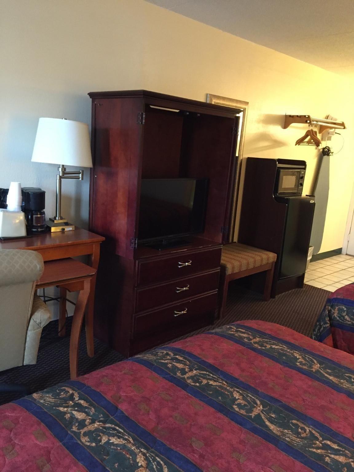 River Place 3*