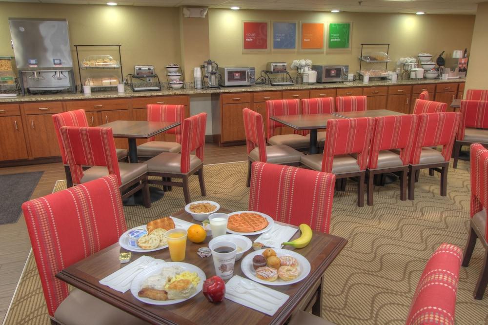 Comfort & At Dollywood Lane Hotel Pigeon Forge